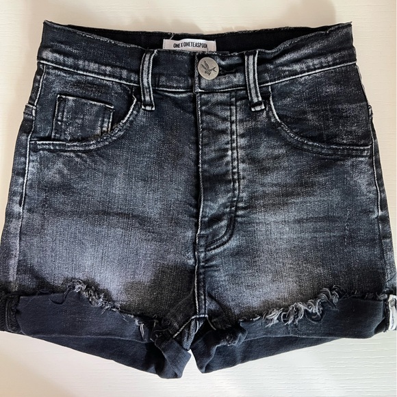 One Teaspoon Black Distressed High Waist Harlets Denim Shorts - Picture 1 of 8